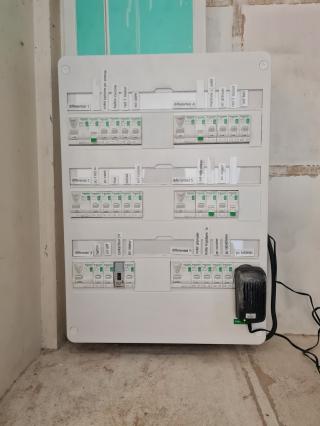 Electricien ENTREPRISE PARACINI sarl- Electricité générale 0